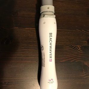 Beachwaver curling iron